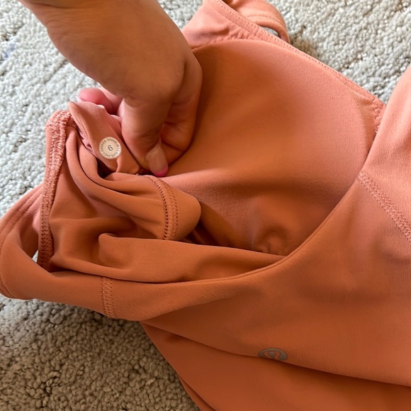 NEVER WORN LULU ALIGN TANK!! - Picture 3 of 5